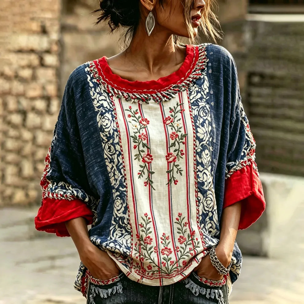 T-shirt Linho Bordado Floral Contraste